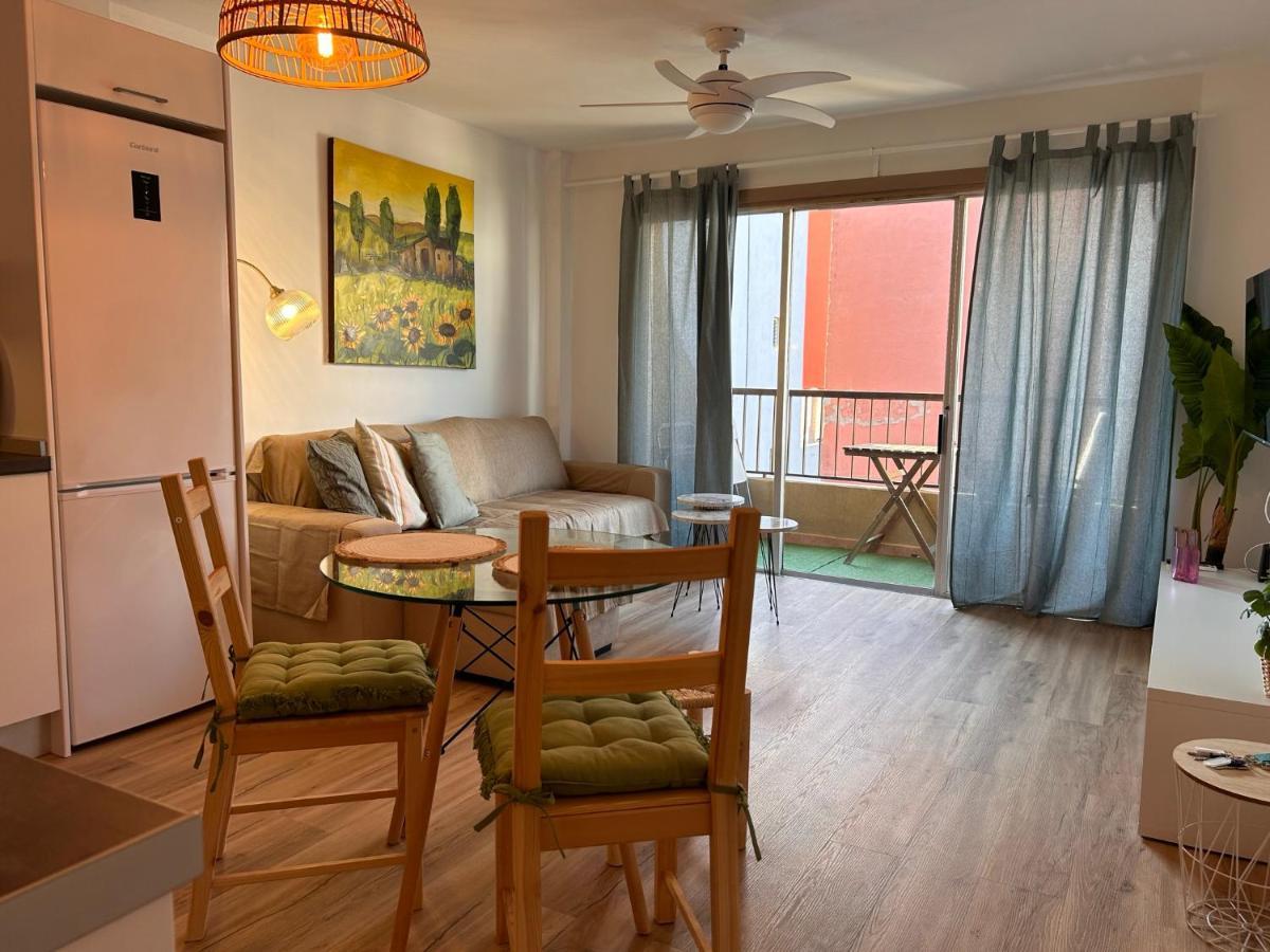 El Medano Center - Close To The Beach ! Bagian luar foto